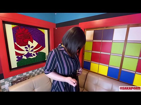 ❤️ Cutie Japanese pẹlu awọn omu nla ṣe baraenisere pẹlu awọn nkan isere ibalopọ ati pe o ni orgasm kan. O sọrọ ninu ifọrọwanilẹnuwo kan nipa iriri onibaje rẹ. Awọn ori omu nla ati obo ti o ni irun ti n kerora. Osaka onihoho Iwa onihoho furo ❌